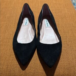 Steve Madden Black Suede Pointed Flats